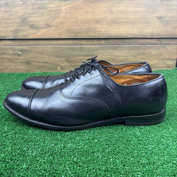 Allen Edmonds Black Leather Oxfords - Picture 3 of 16